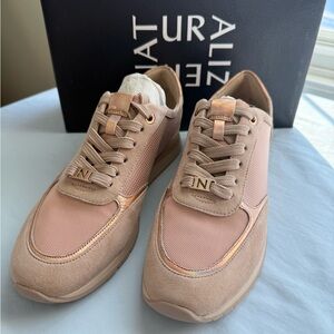 NIB Naturalizer Lotus Almond Oxford Sneakers- 8M